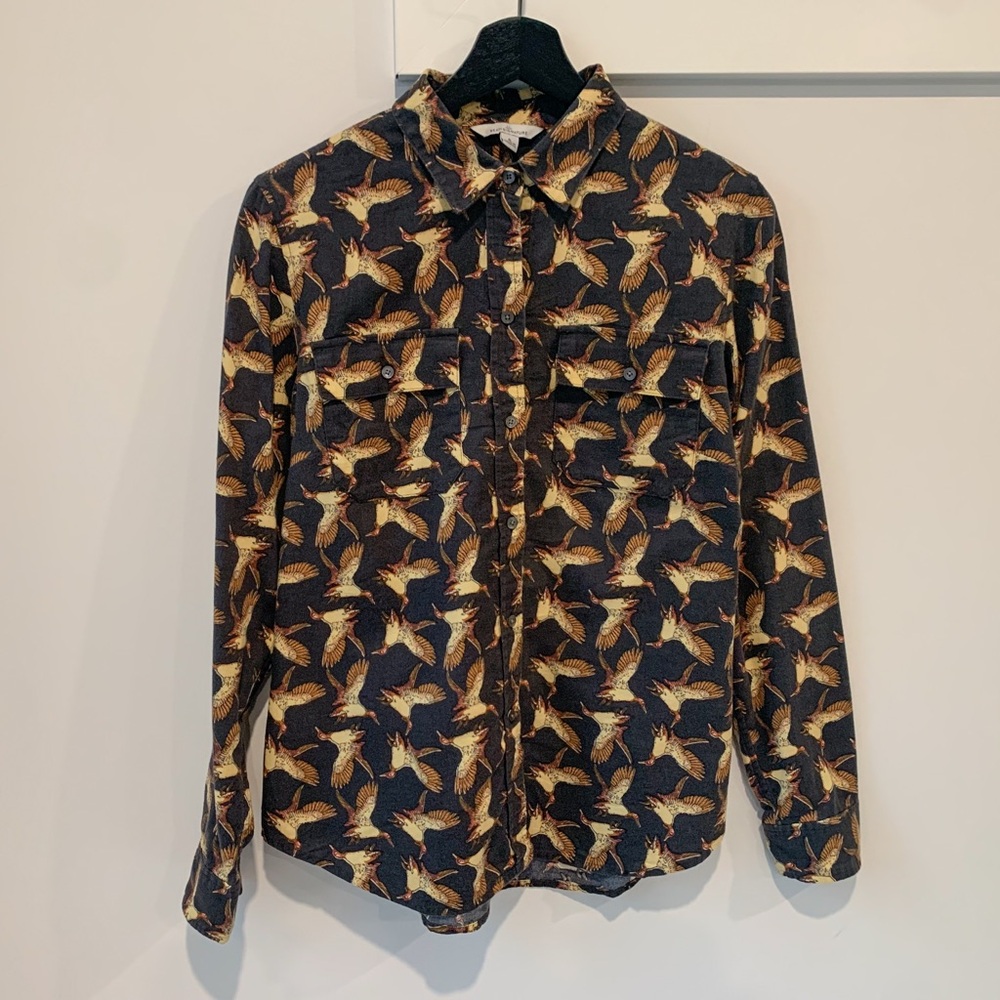 L.L. Bean Black Button-Down Shirt with Gold Bird Print - Picture 2 of 12